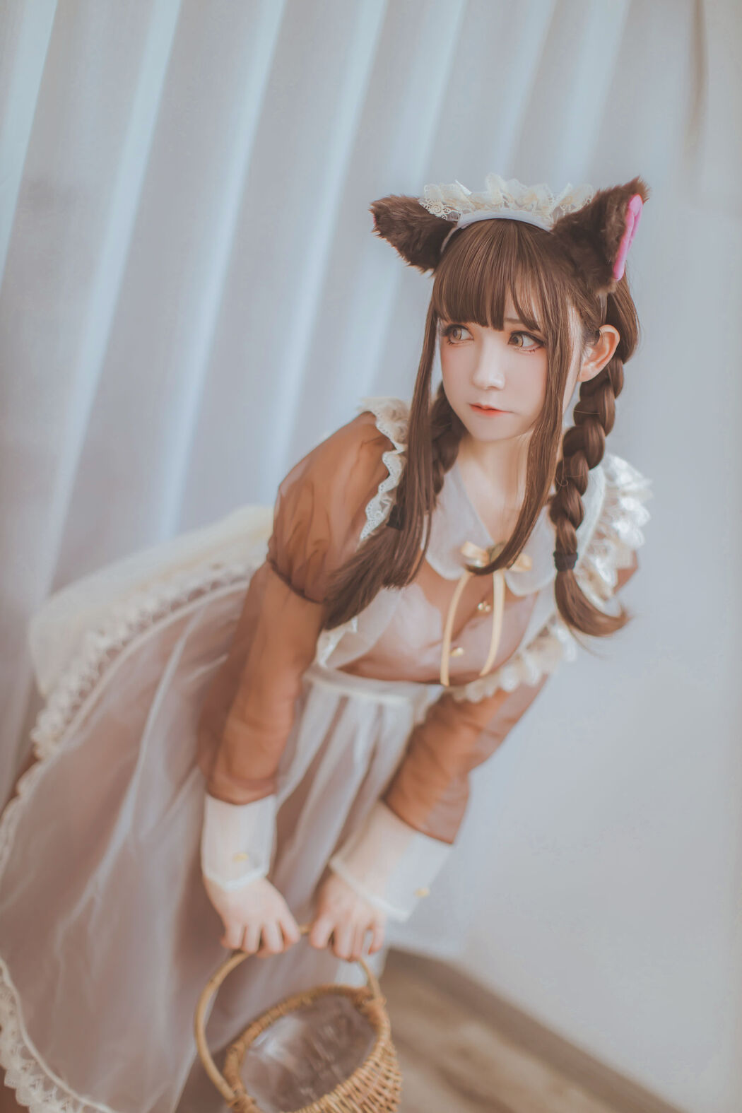 [Net Red COSER Photo] Coser Yiyi - Transparent Maid