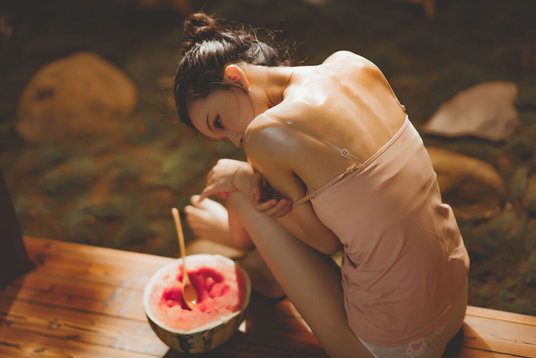 [Net Red COSER Photo] Cherry Peach Meow - Hot Summer 01