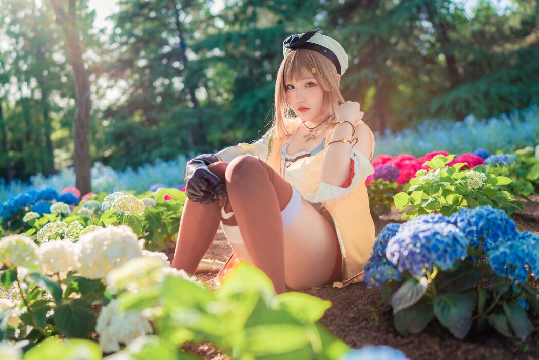 [Internet celebrity COSER photo] Anime blogger Mime Mimei - Risa's Gold Workshop