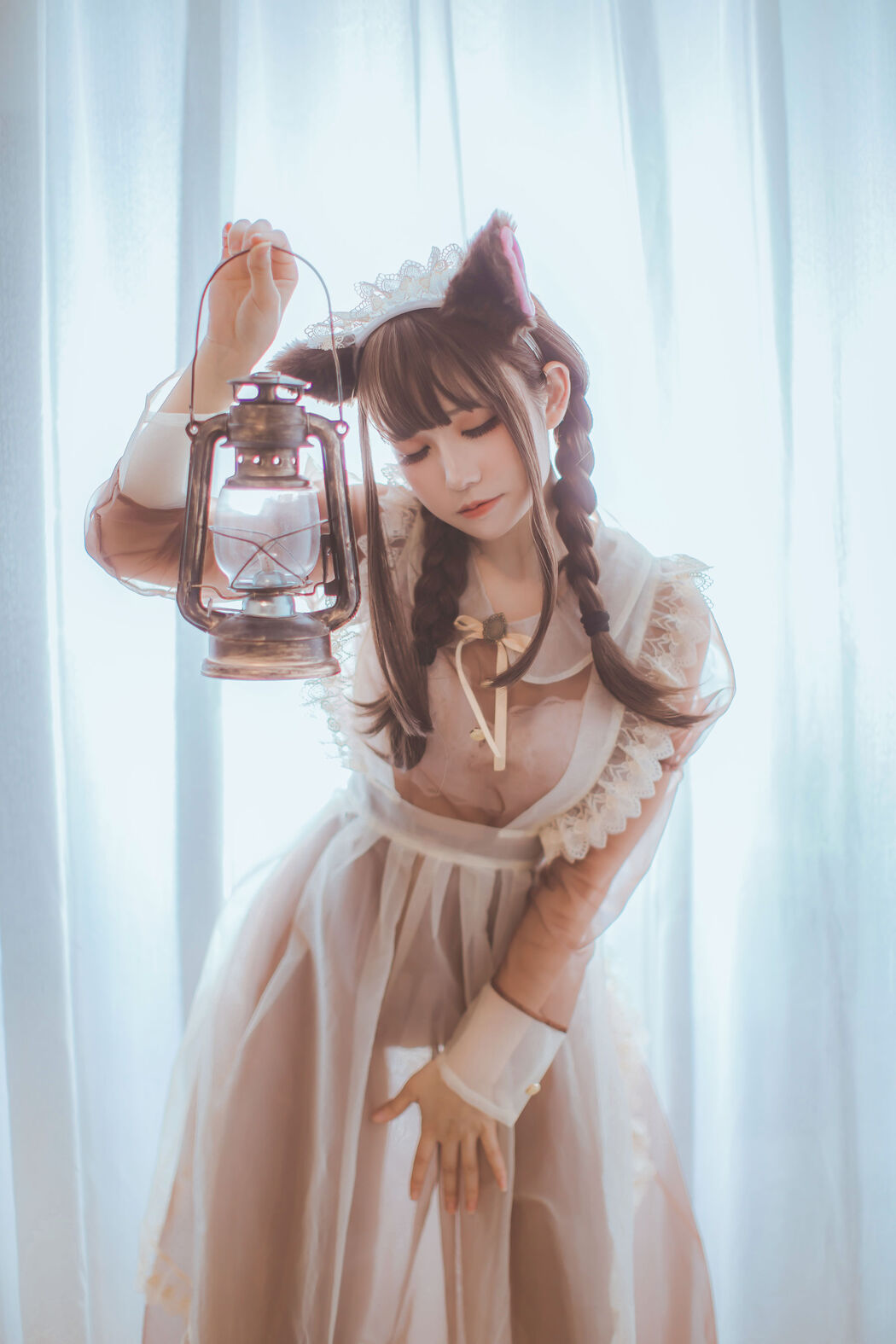[Net Red COSER Photo] Coser Yiyi - Transparent Maid