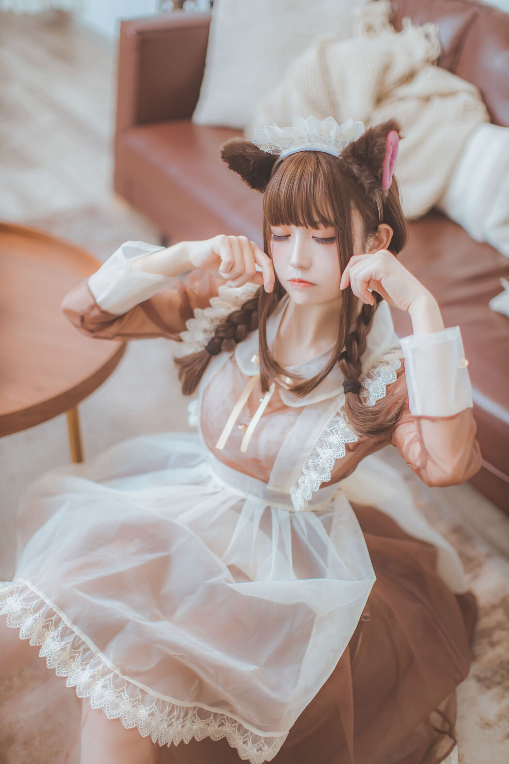 [Net Red COSER Photo] Coser Yiyi - Transparent Maid