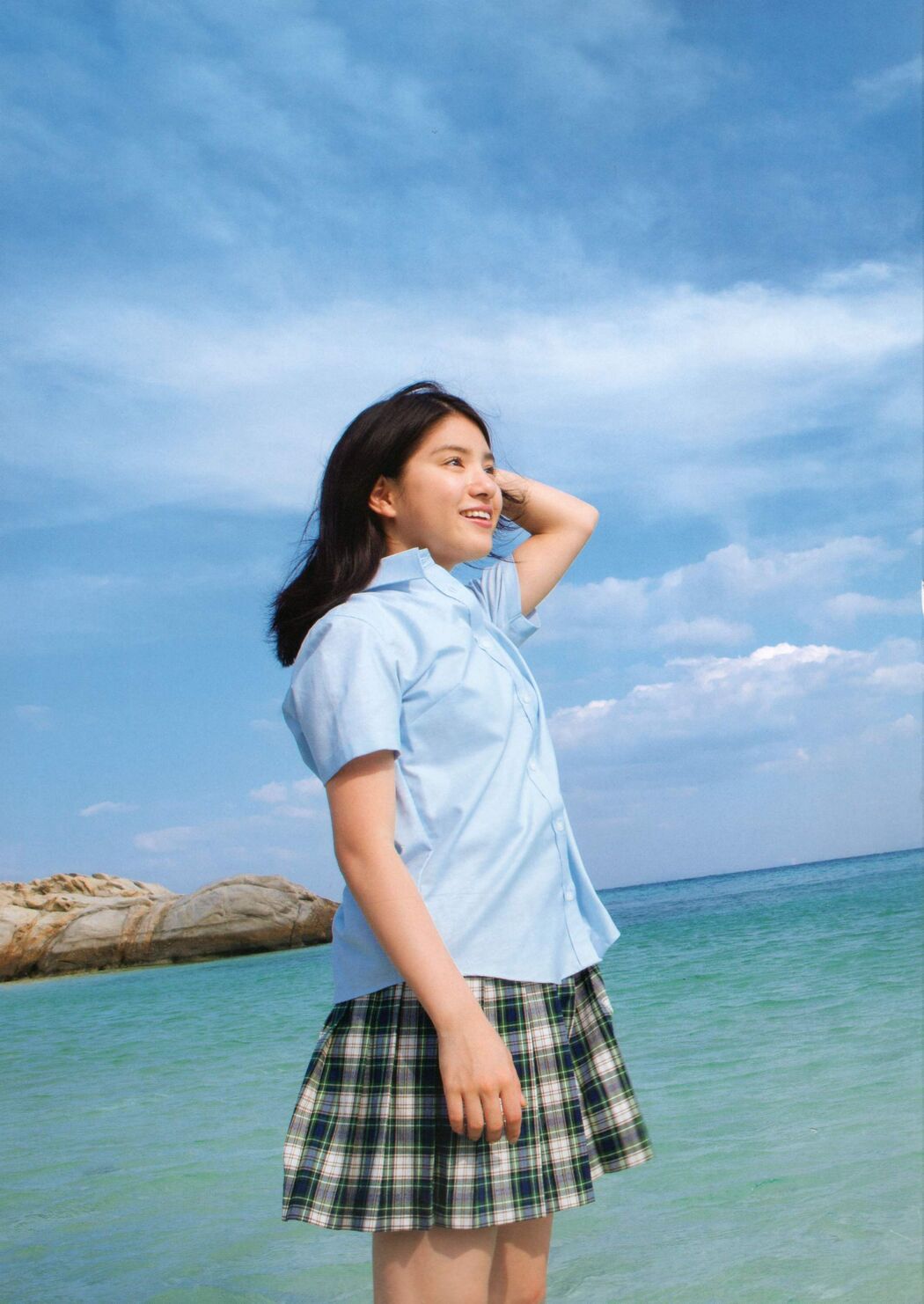 Umika Kawashima "Umikaze" [PhotoBook]