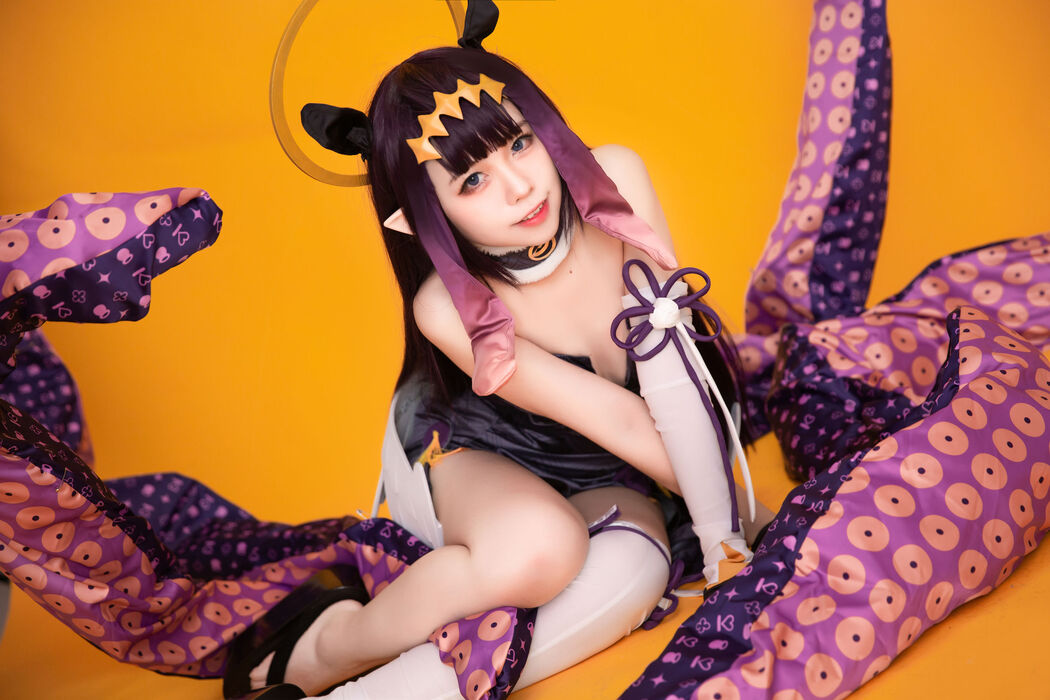 [Internet celebrity COSER photo] Anime blogger G44 will not be injured - Yi Inarqi