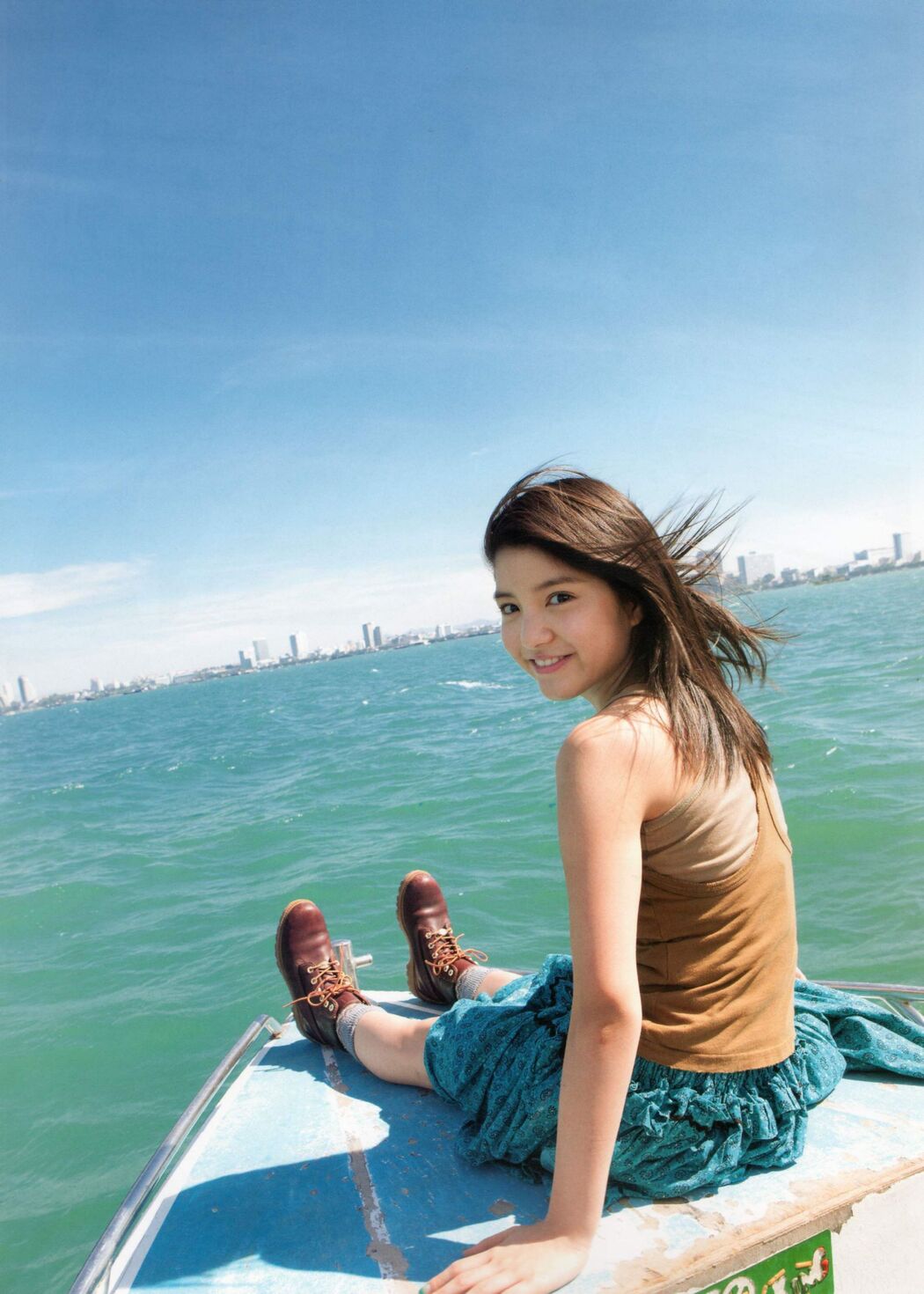 Umika Kawashima "Umikaze" [PhotoBook]