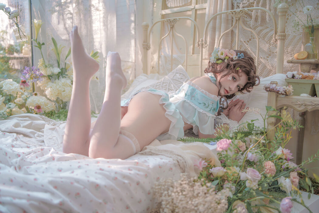 [Net Celebrity COSER Photo] A Smile and Fragrance Photo-Princess Pea