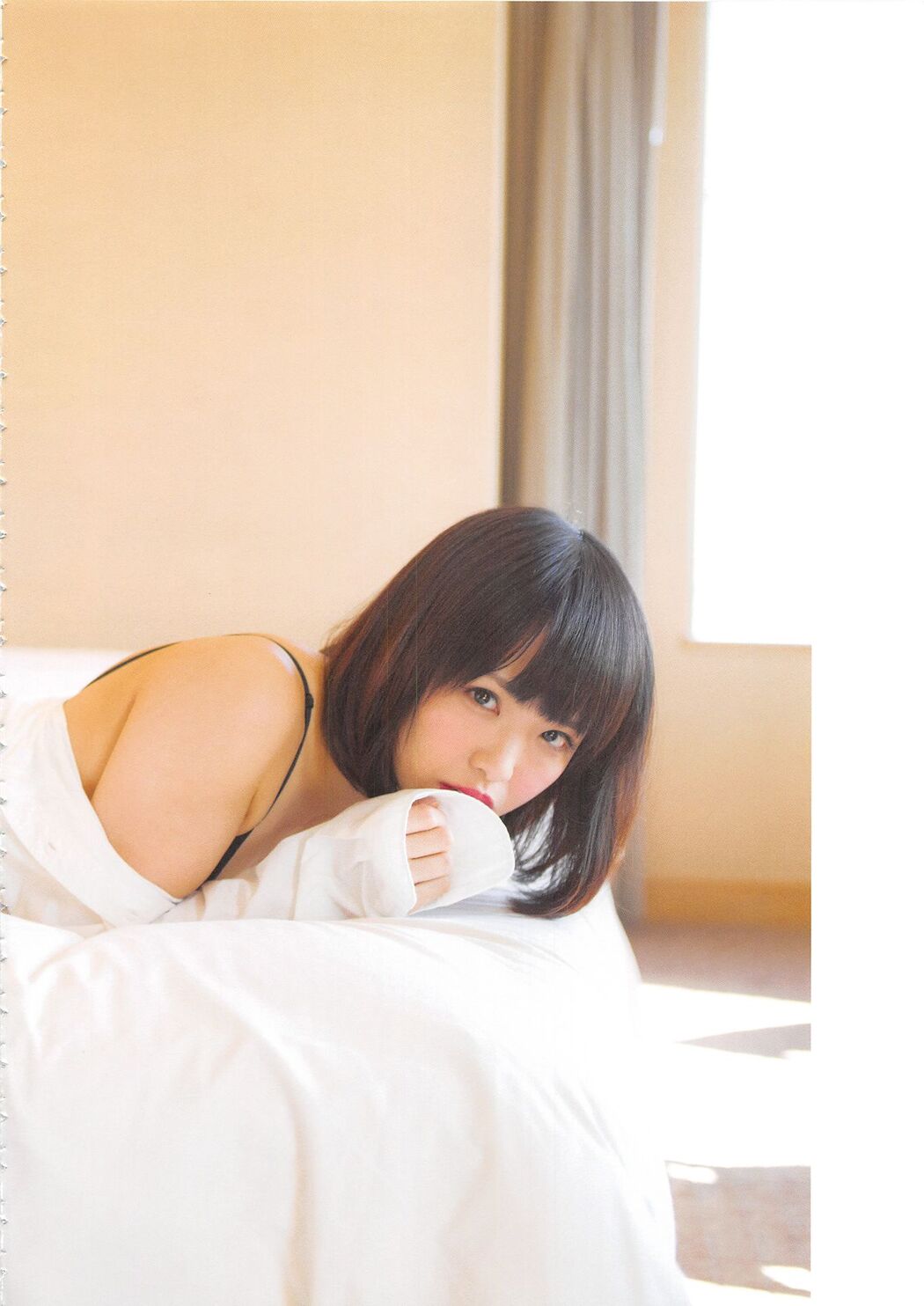 Kaori Matsumura First Photobook "Mushusei" [PB]