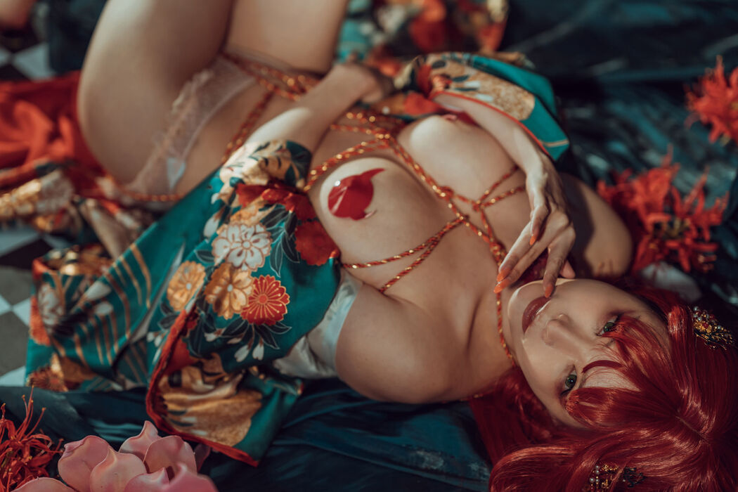 [Net Red COSER Photo] Autumn and Corgi (Xia Xiaoqiu Qiuqiu) - Kimono