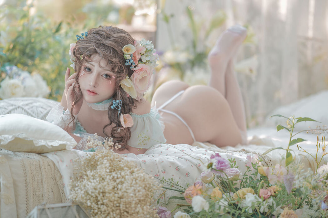 [Net Celebrity COSER Photo] A Smile and Fragrance Photo-Princess Pea
