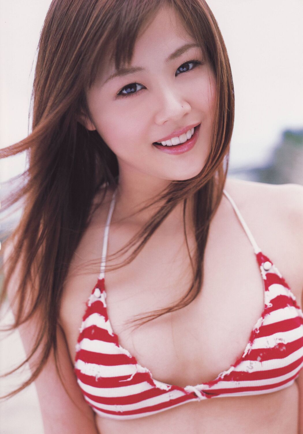 Risa Niigaki "happygirl" [Photobook]