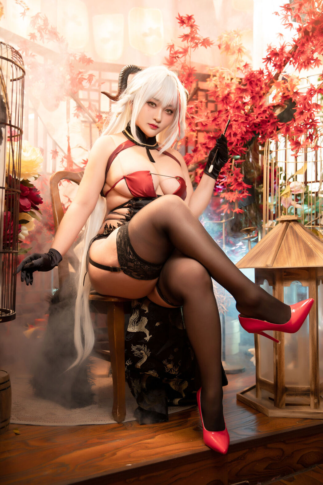 Coser@洛璃LoLiSAMA – 埃吉尔旗袍 金龙腾祥云