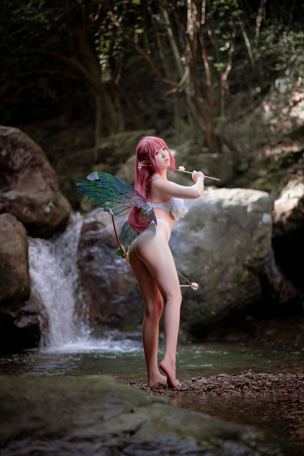 [Net Red COSER Photo] One North is also North - Flower Elf