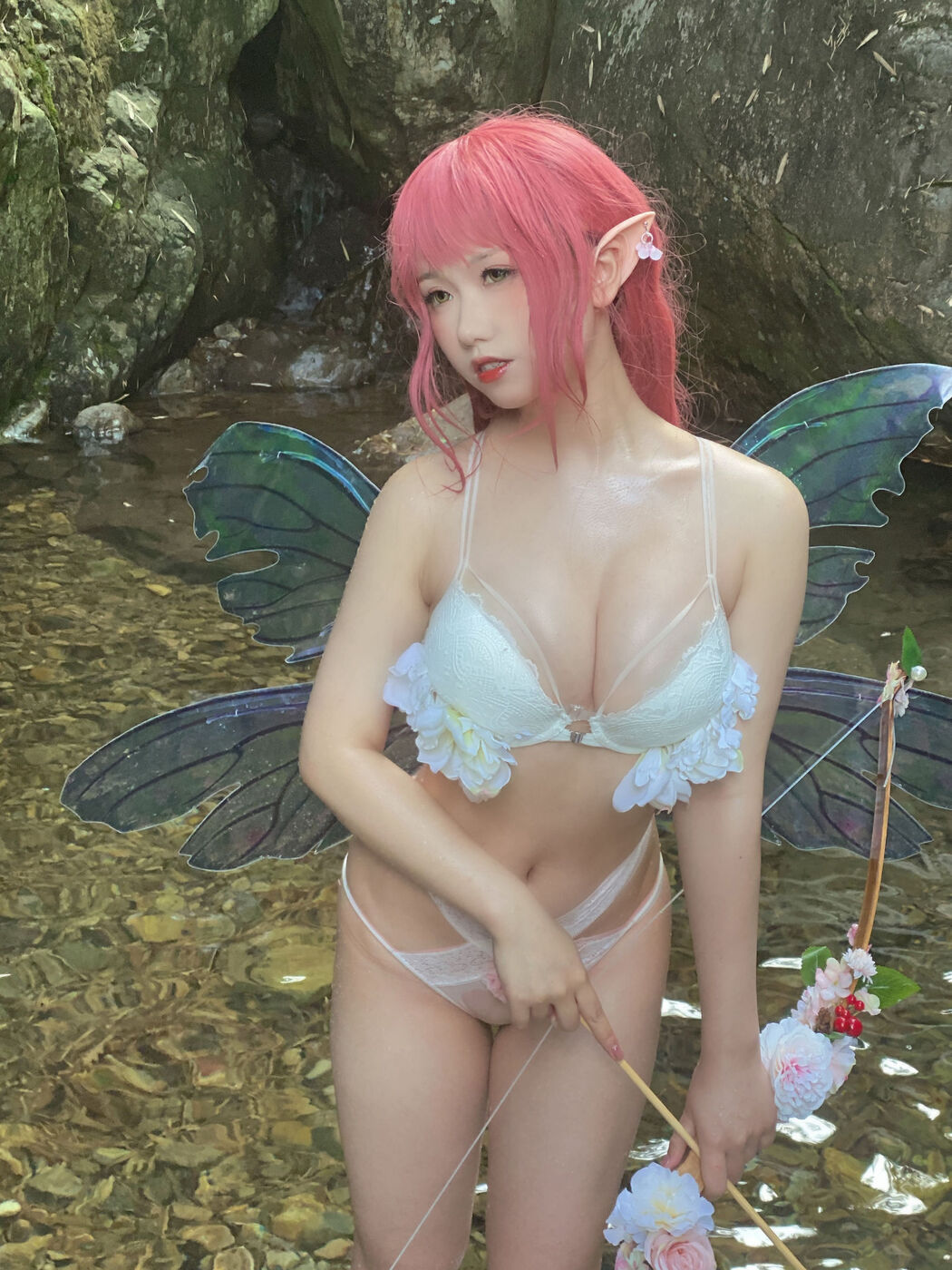 [Net Red COSER Photo] One North is also North - Flower Elf