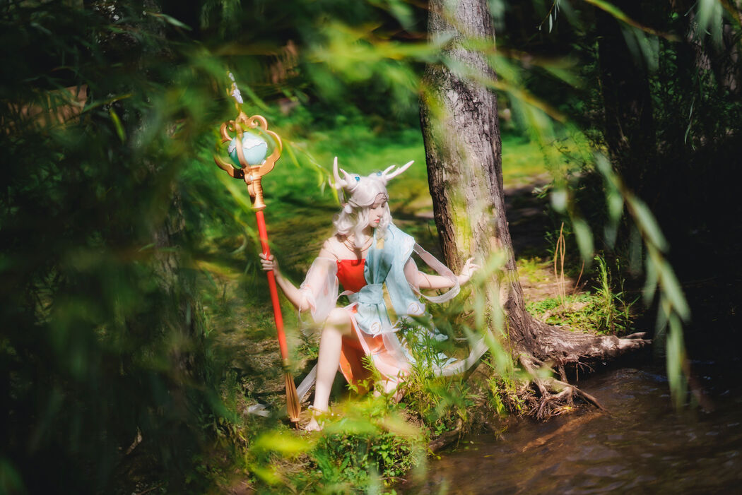 [Net Red COSER Photo] Cherry Peach Meow - Deer