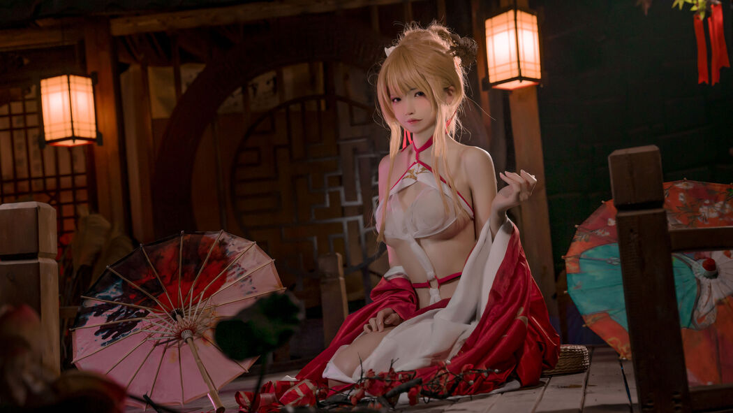 [Internet celebrity COSER photo] Coco teacher - Azur Lane, glorious cool night and spring snow