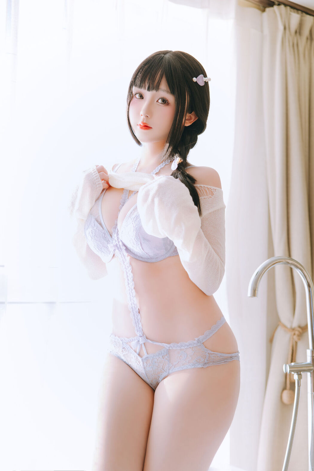 Coser@日奈娇 – 牛仔裤人妻 Part1