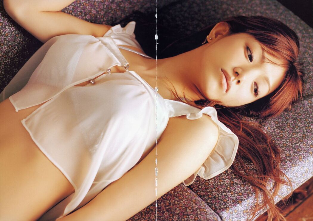 Goto Maki "Dear..." [PhotoBook] Cover Photo