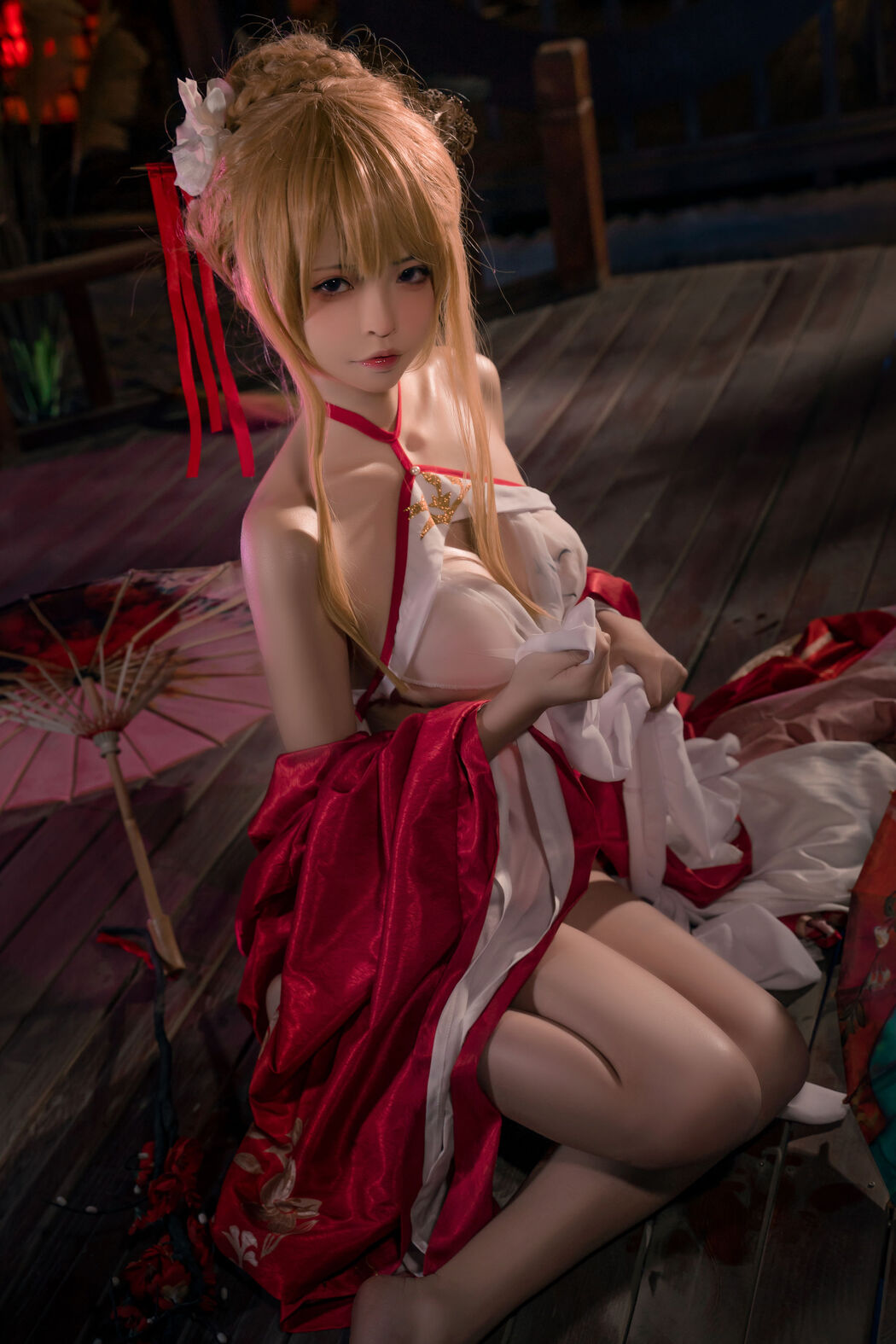 [Internet celebrity COSER photo] Coco teacher - Azur Lane, glorious cool night and spring snow