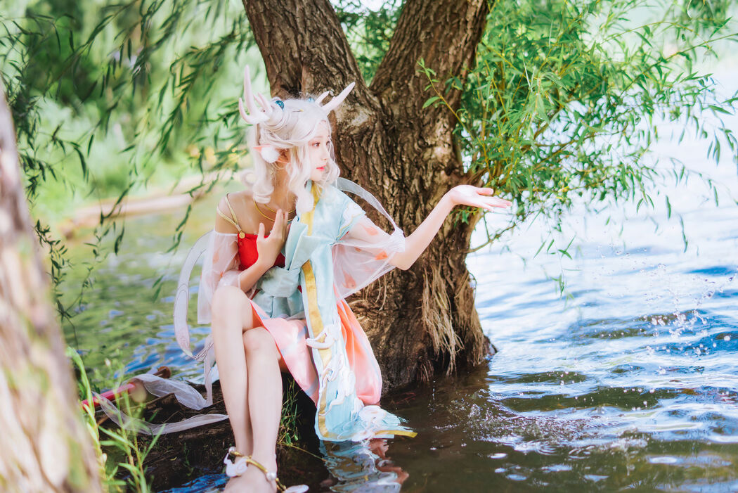 [Net Red COSER Photo] Cherry Peach Meow - Deer Cover Photo