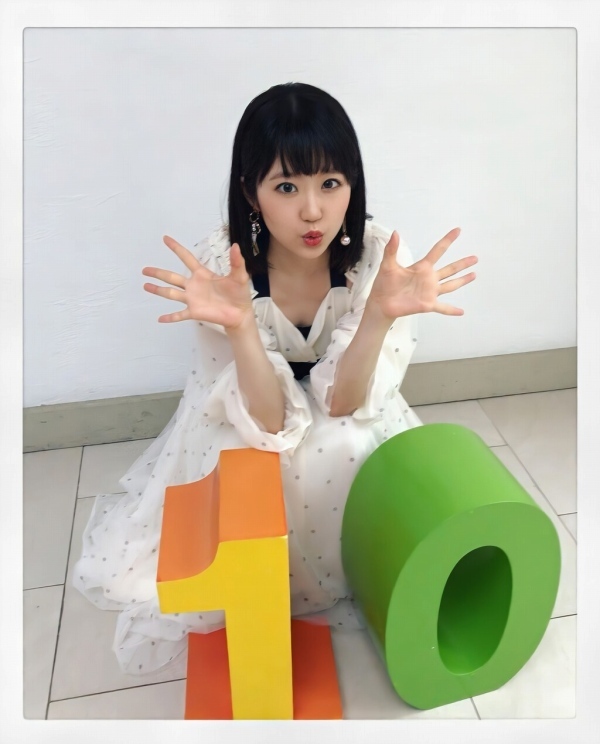  声優 胸チラ！谷間が最高な21人！