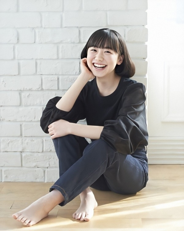  芦田愛菜 エロ画像！おっぱい・パンチラ・尻が激シコなお宝！