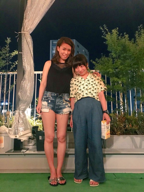  紺野ぶるま エロ画像！おっぱいや脱いだらスケベ水着が抜ける！