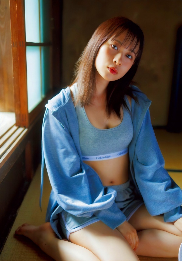  前田佳織里 エロ画像！パンチラ・おっぱい・尻が抜ける！