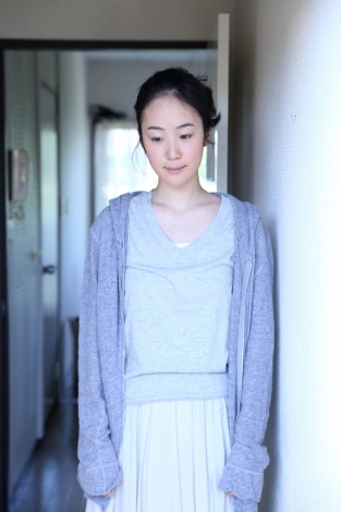  黒木華 乳首ポッチ・濡れ場ヌード・パンチラのお宝エロ画像56枚！