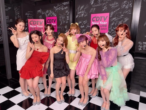  NiziU（ニジュー）エロ画像！おっぱい・パンチラ・太ももが激シコお宝！