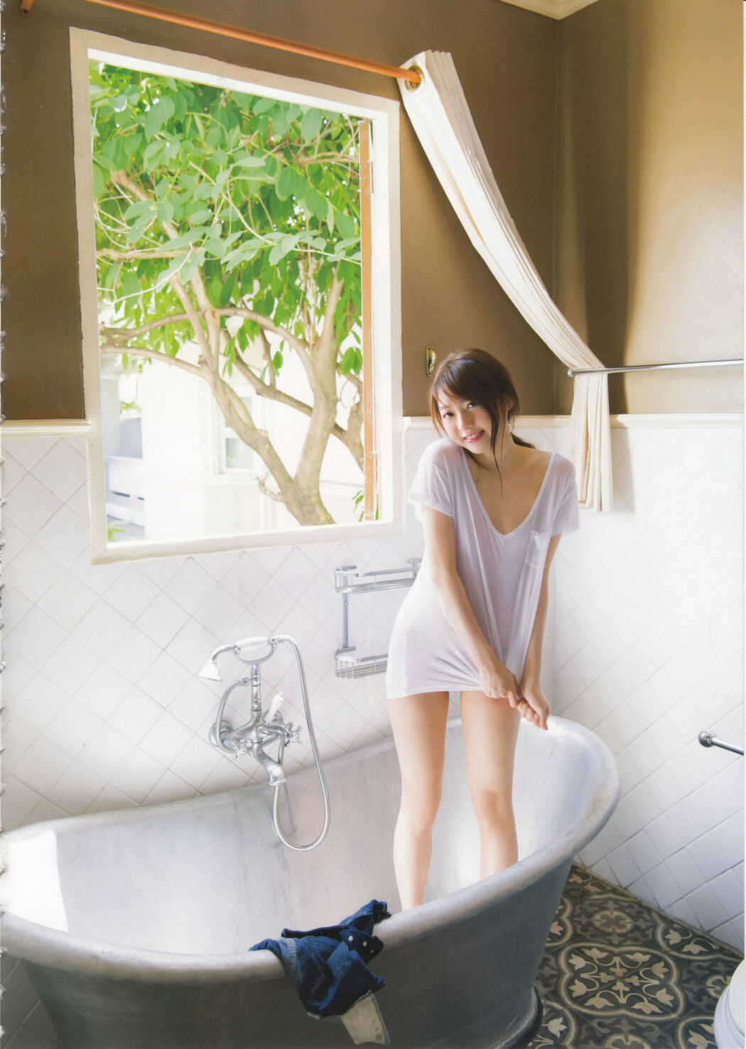 木﨑ゆりあ "Stagedoor" [PhotoBook]