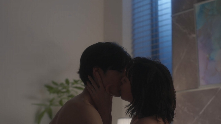  吉川愛 エロ画像！お宝乳首ポッチ・濡れ場ヌード・パンティが激シコ！