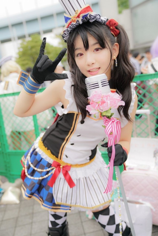  進藤あまね エロ画像！お宝胸チラ・ブルルンおっぱいが激シコGIF