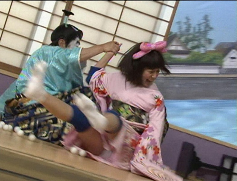  バカ殿 エロ画像！おっぱい丸出しや裸の志村けん神番組！ Cover Photo