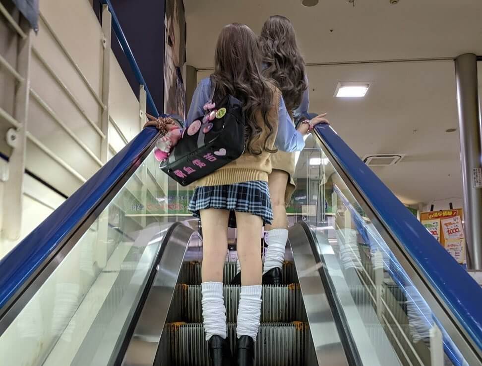  JK ルーズソックス画像！平成のレトロが再ブーム！