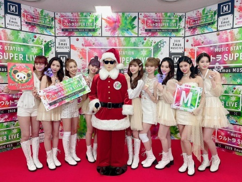  NiziU（ニジュー）エロ画像！おっぱい・パンチラ・太ももが激シコお宝！