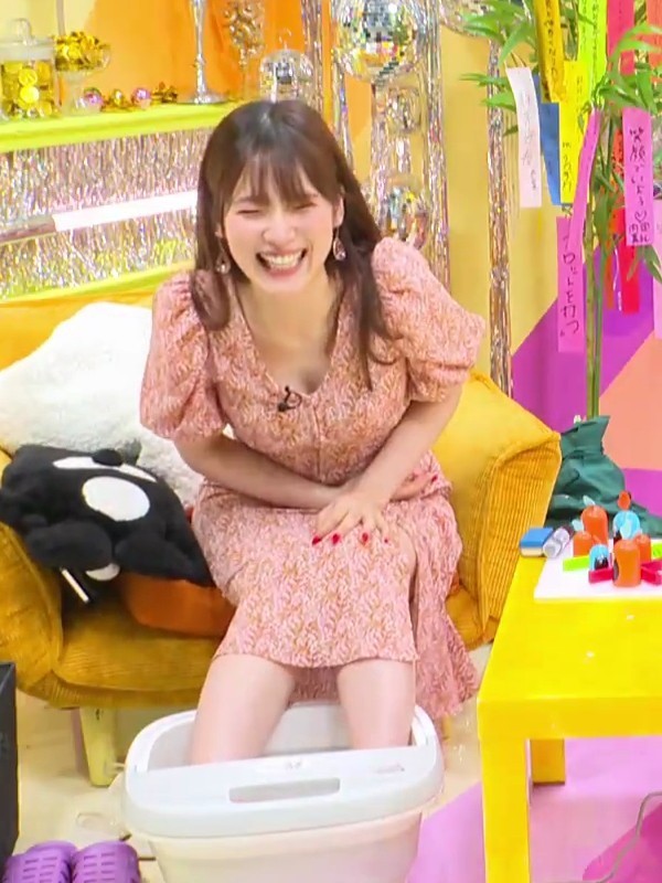  声優 胸チラ！谷間が最高な21人！