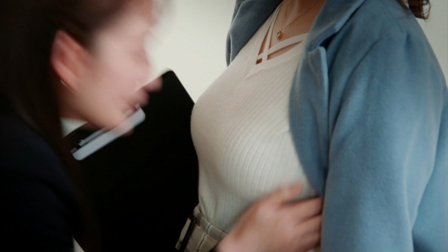  馬場ふみか 濡れ場！無理やり乳揉みやレズシーンのエロ画像！