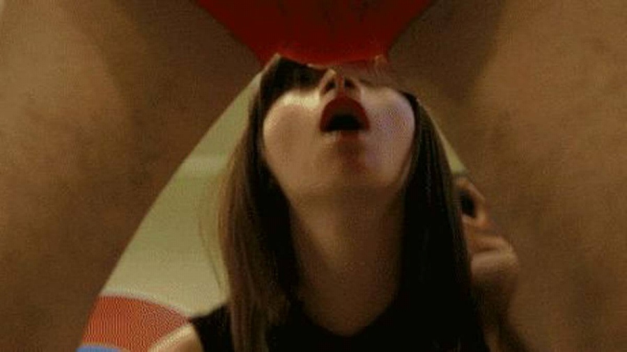  池田エライザ ヌード画像！濡れ場で乳揉みオナニーやフェラが抜ける！