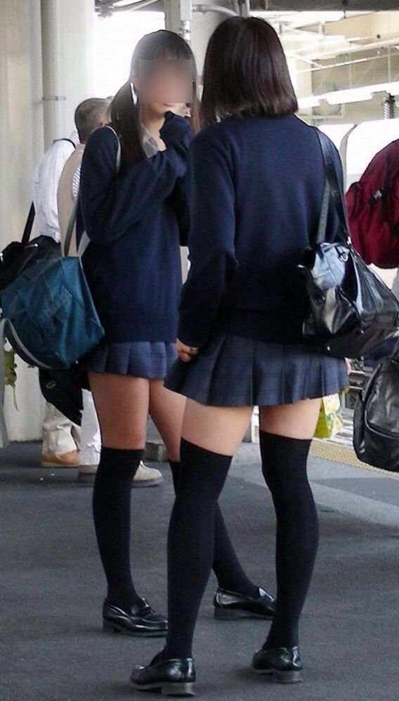  JK 絶対領域画像！ニーソ・ニーハイがエチエチ！