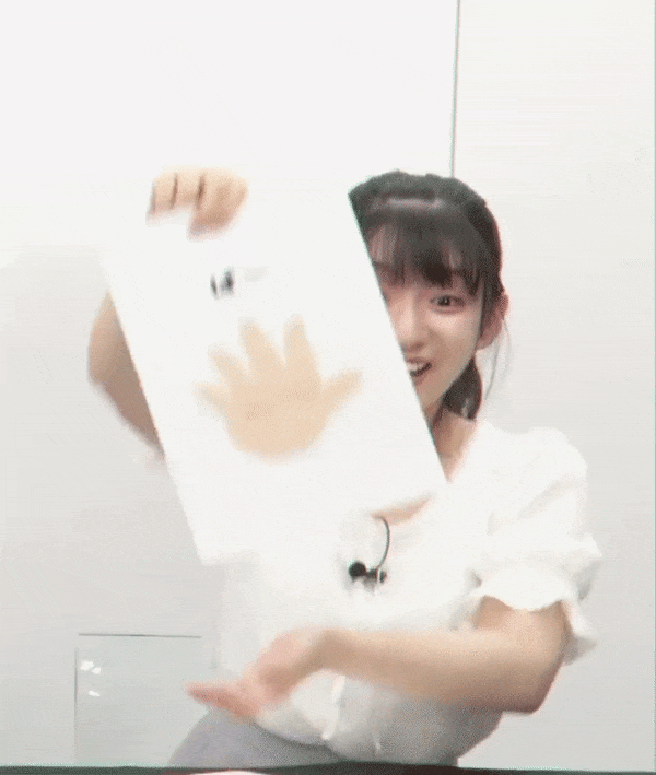  進藤あまね エロ画像！お宝胸チラ・ブルルンおっぱいが激シコGIF