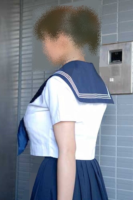  爆乳 JK画像！パンパンおっぱいの制服！