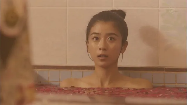  黒島結菜 ヌード画像！濡れ場のアヘ顔セックスや乳首ポッチのお宝！