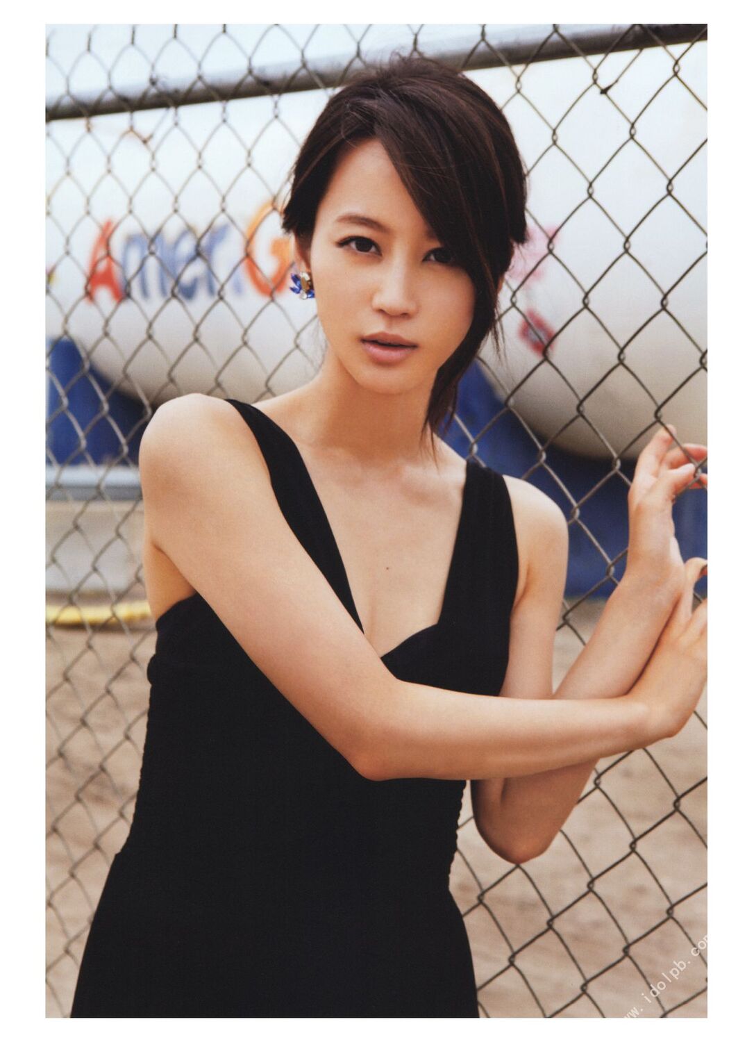 Maki Horikita "Dramatic" [PhotoBook]