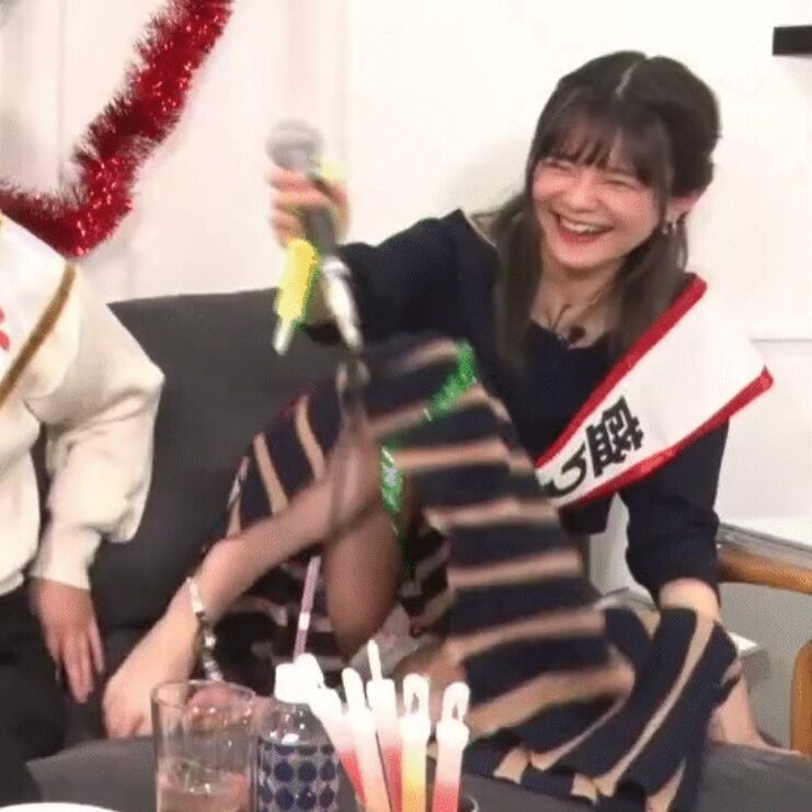  ライブ生配信パンチラが激シコ！