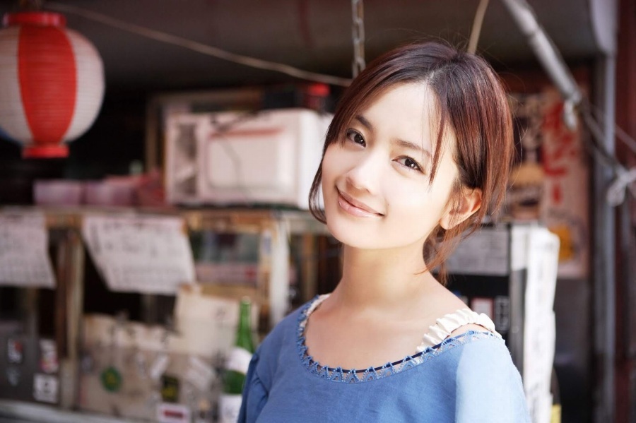  中村ゆり ヌード画像！濡れ場やパン線が食い込む尻のお宝！