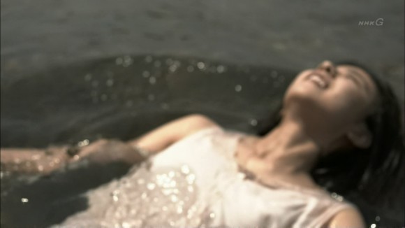  黒島結菜 ヌード画像！濡れ場のアヘ顔セックスや乳首ポッチのお宝！ Cover Photo