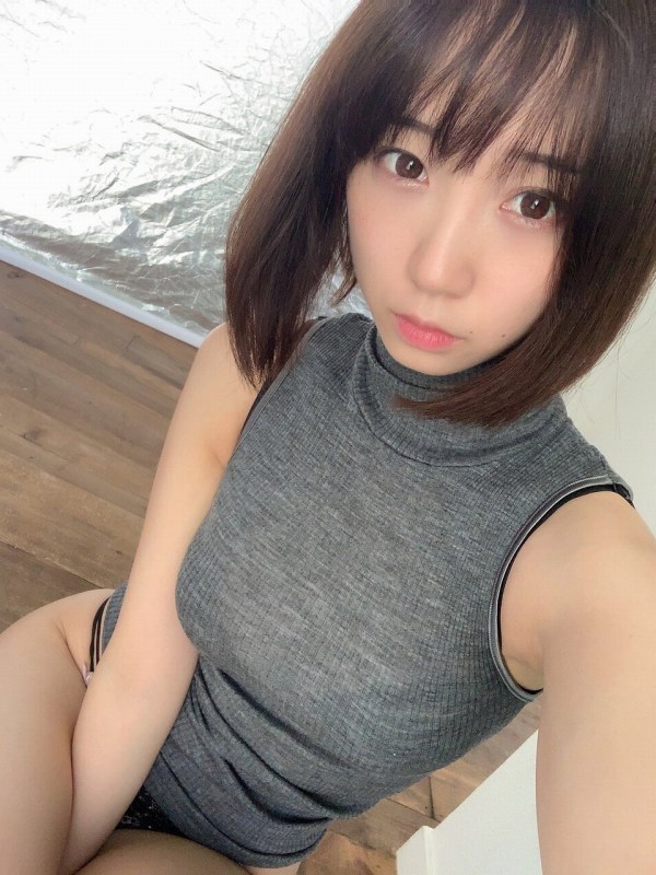  ニット巨乳画像！おっぱいがエロく見えるセーターが激シコ！