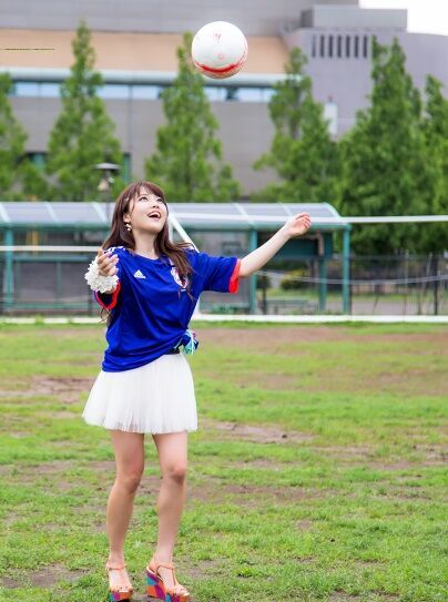 八幡美咲 エロ画像！たわわなおっぱいが抜ける！