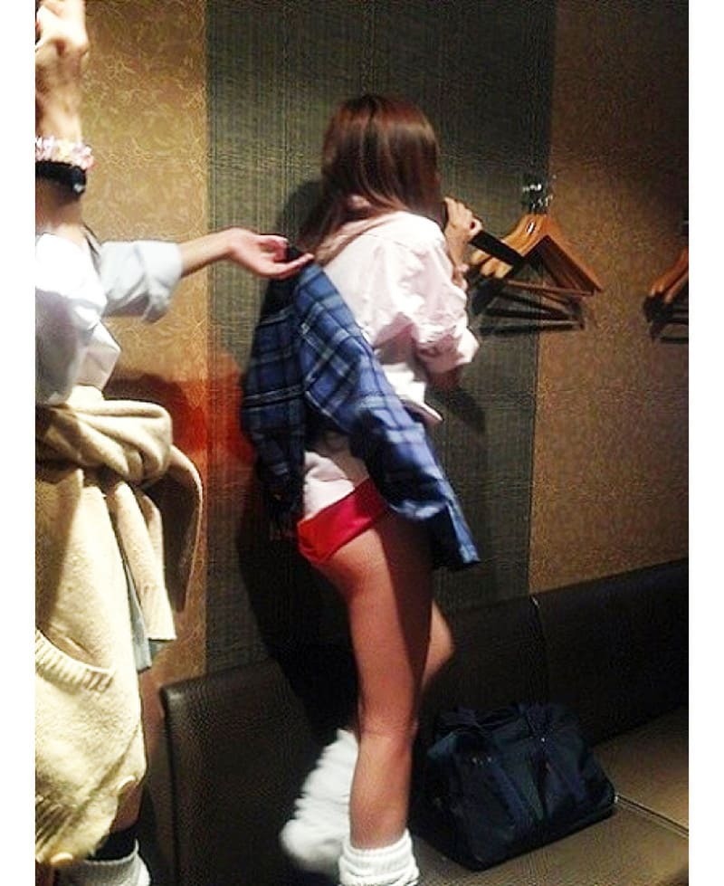  ギャル パンチラ画像！はっちゃけた結果！
