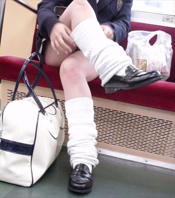  JK ルーズソックス画像！平成のレトロが再ブーム！