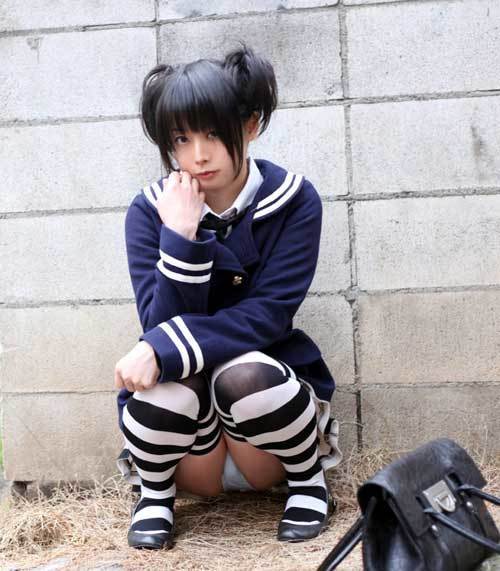  コスプレイヤー パンチラ画像！激シコな最高のパンティ！